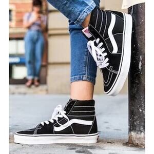 Vans Women's Sk8-Hi Platform Black/White Sneakers Size 8.5